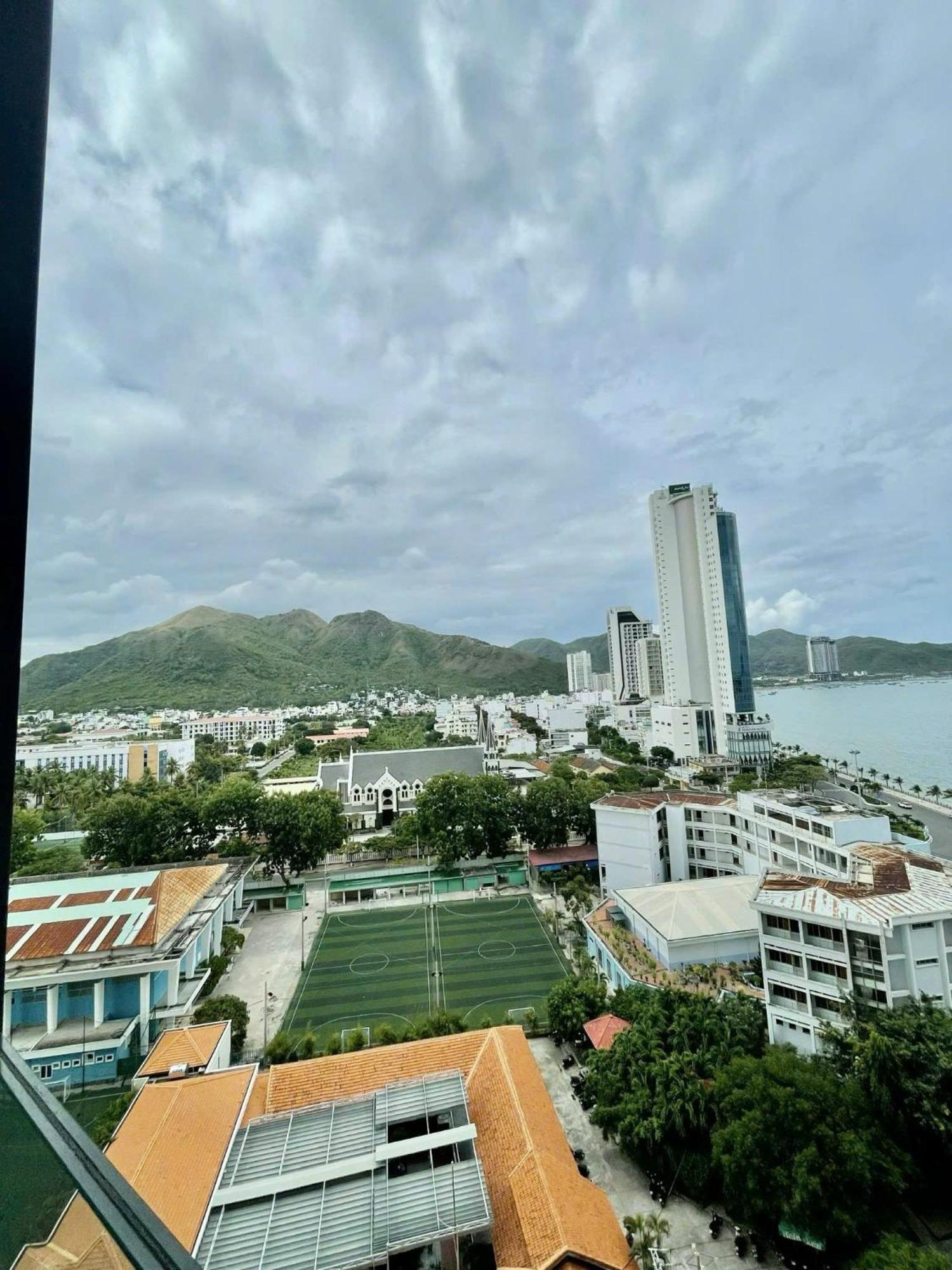 Scenia Bay Oceanfront By Housing Apartment На Транг Екстериор снимка