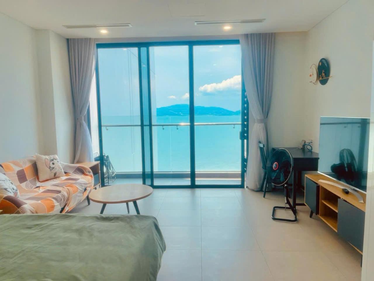 Scenia Bay Oceanfront By Housing Apartment На Транг Екстериор снимка